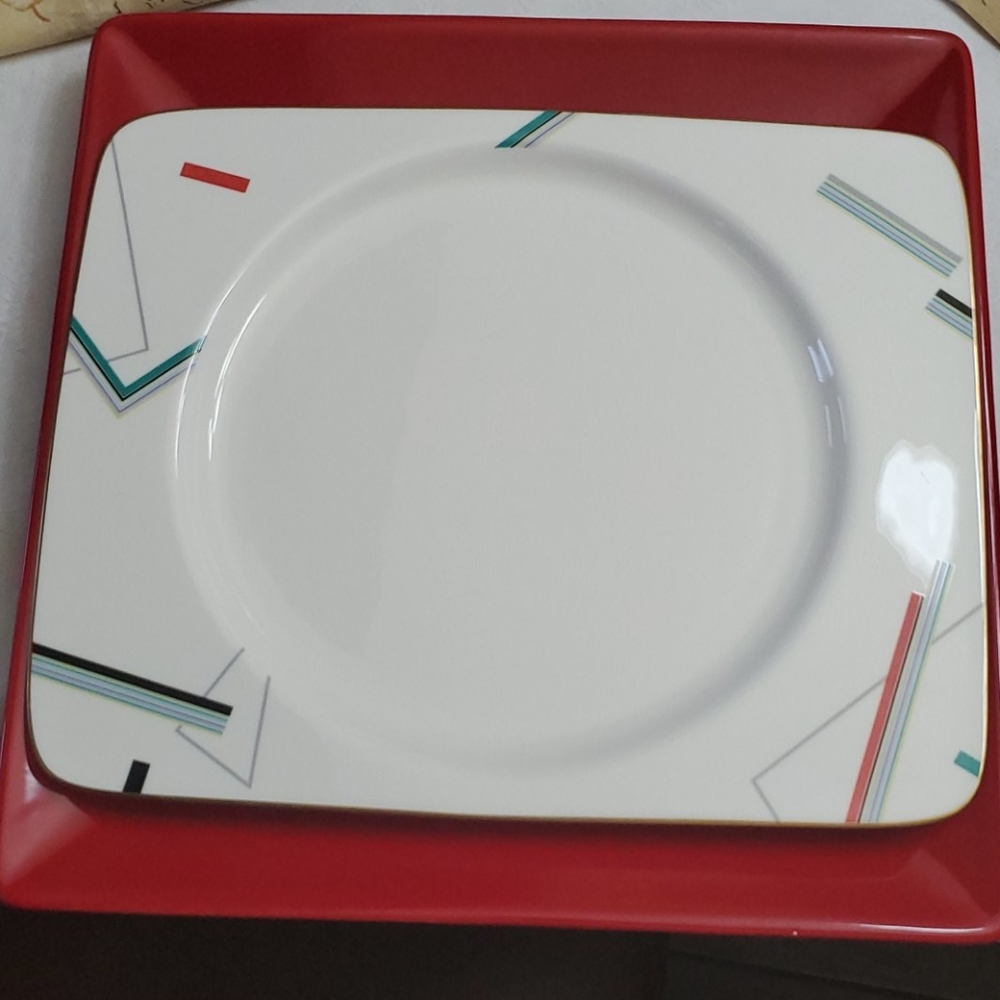 Vintage 1980s Daniel Hechter Dish.